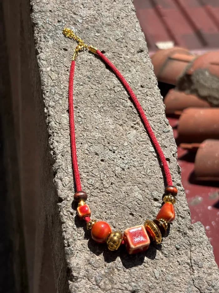 Etnik Turuncu Kırmızı Taş Kolye