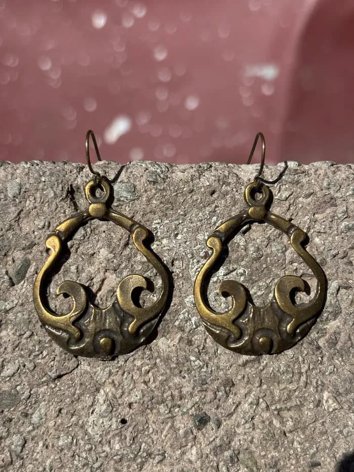 Antik Bronz Spiral Metal Küpe
