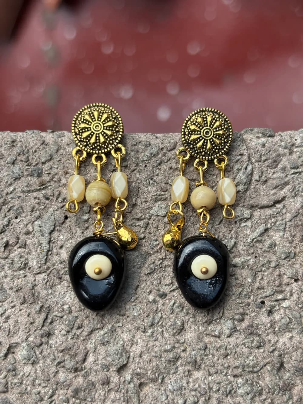 Vintage Oniks Oval Sallantılı Küpe