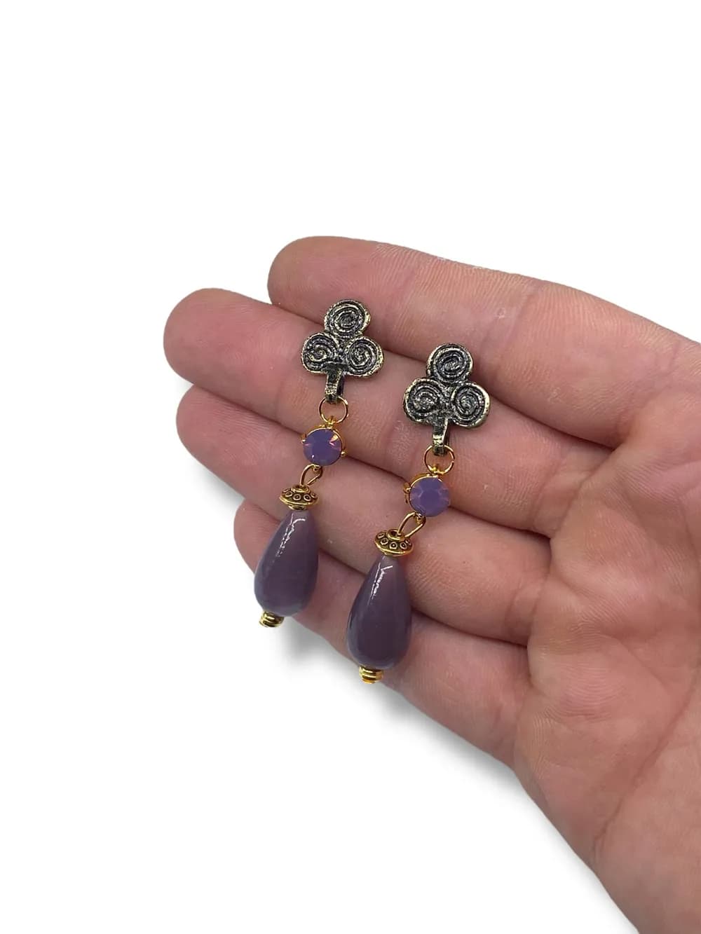 Mor Taş Ornamental Küpe 1