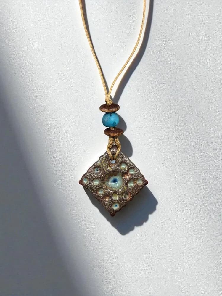 Etnik Kare Taş Metal Choker Kolye 1