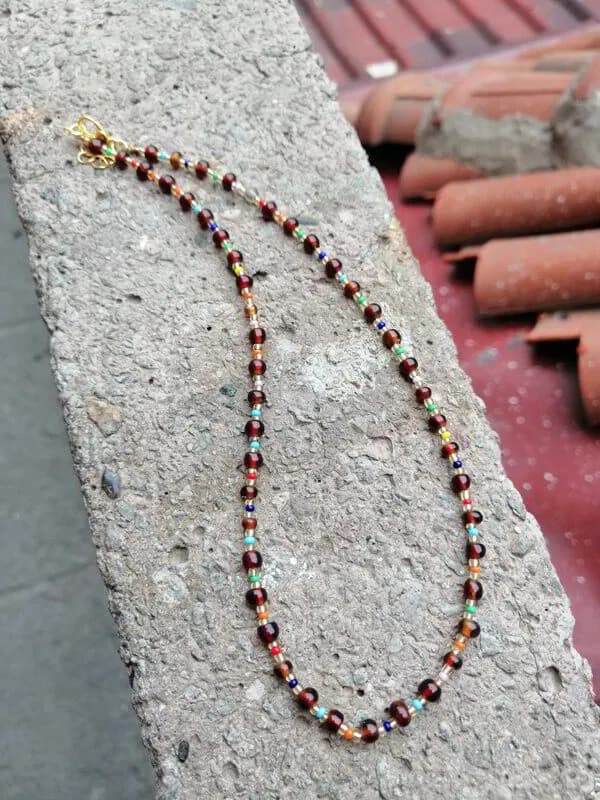 Klasik Bordo Altın Renkli Boncuk Kolye 1