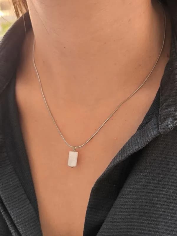 Kristal Kare Sarkıtlı Kolye 1