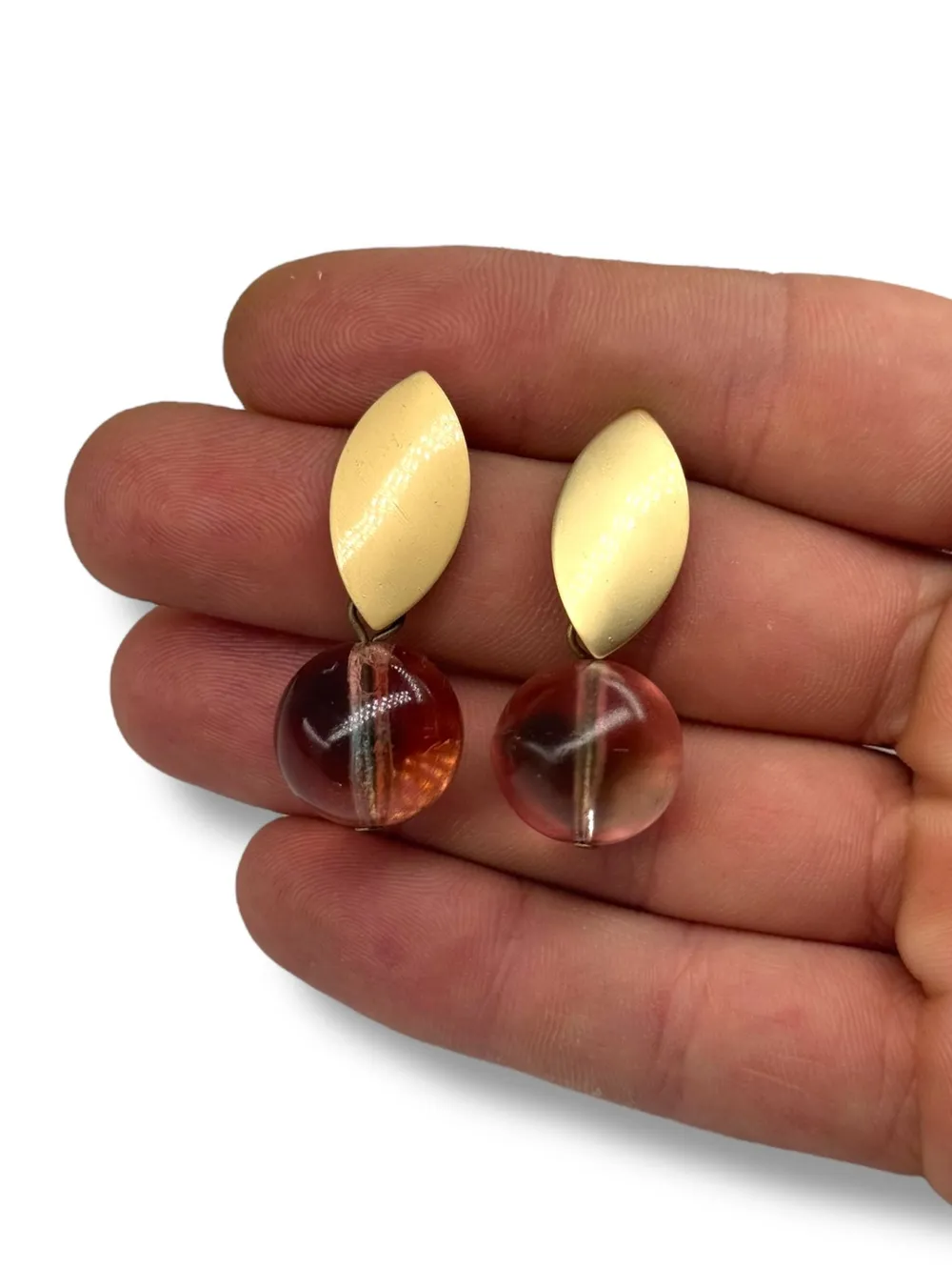 Altın Oval & Bordo Prizma Sallantılı Küpe 1