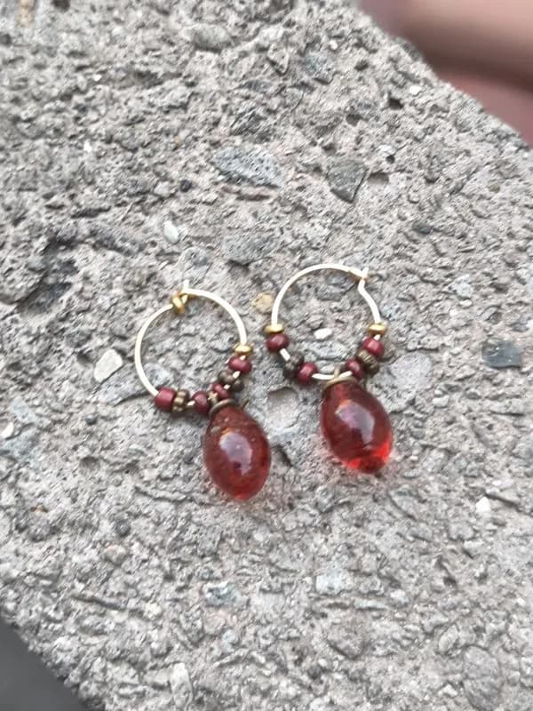Bordo Damla Taş Gümüş Küpe 1