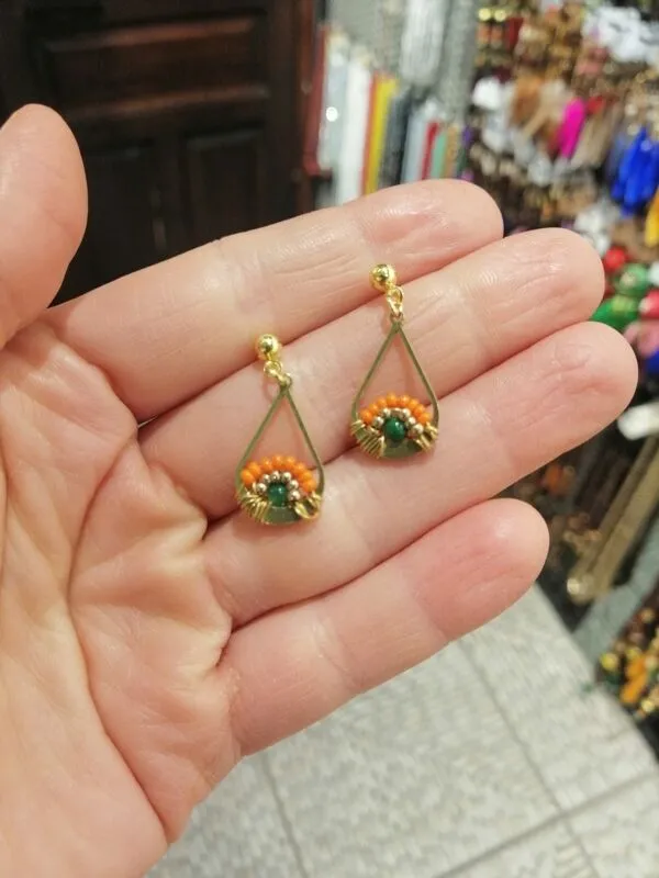 Etnik Taş Damla Sallantılı Küpe 1