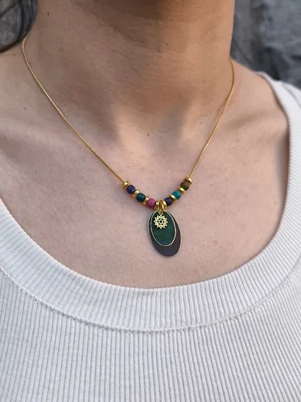 Vintage Yeşil Taş Sarkıtlı Kolye 1