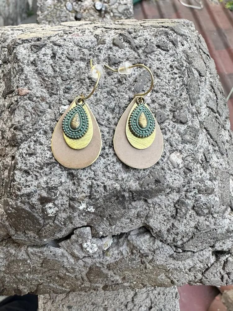 Etnik Yeşil Cam Teardrop Küpe 1
