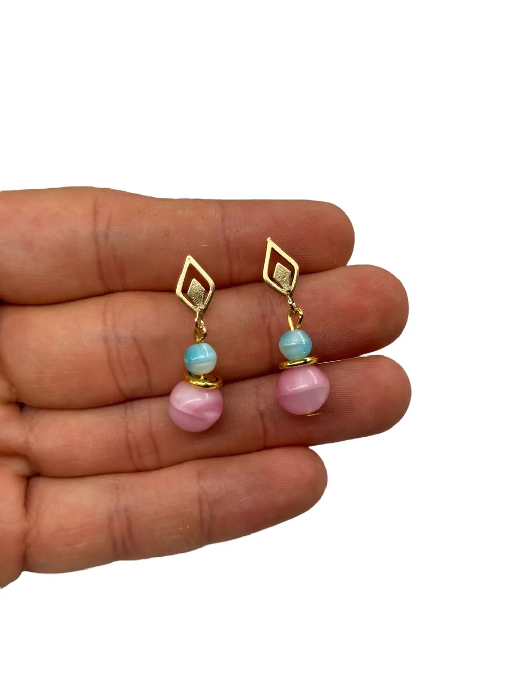 Pastel Taş Damla Küpe 1
