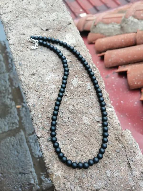 Minimal Siyah Boncuk Kolye 1